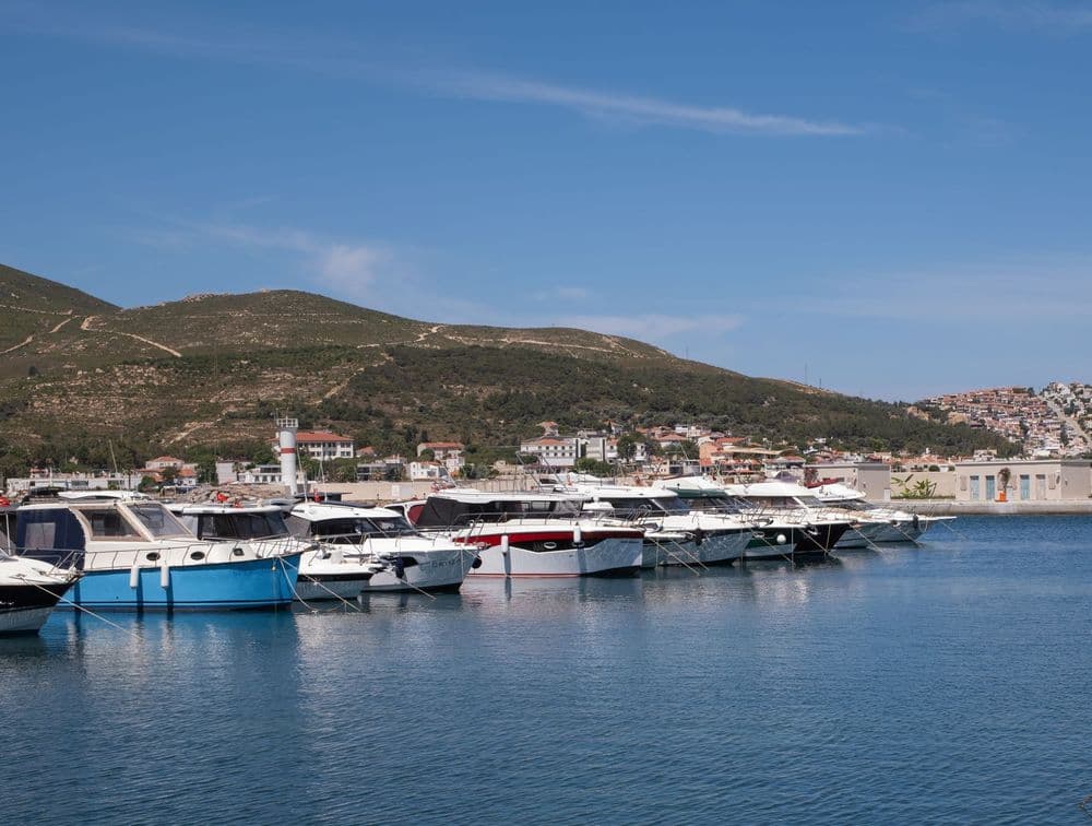İzmir’de Nerede Kalınır? Konak, Alsancak ve Kıyı İlçeleri