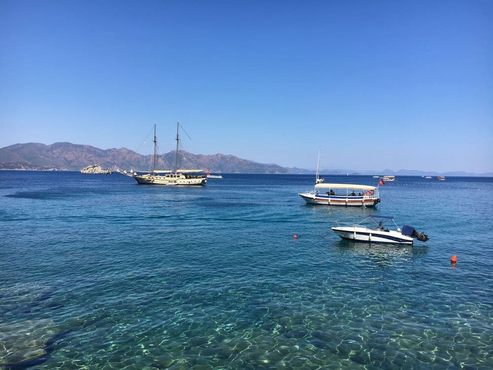 Marmaris Boat Tours: Routes, Boat Choice and Booking Traps